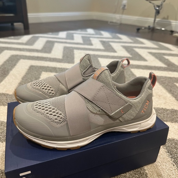 Tiem Women’s Slipstream 7.5 Cycling Shoes - Picture 1 of 4